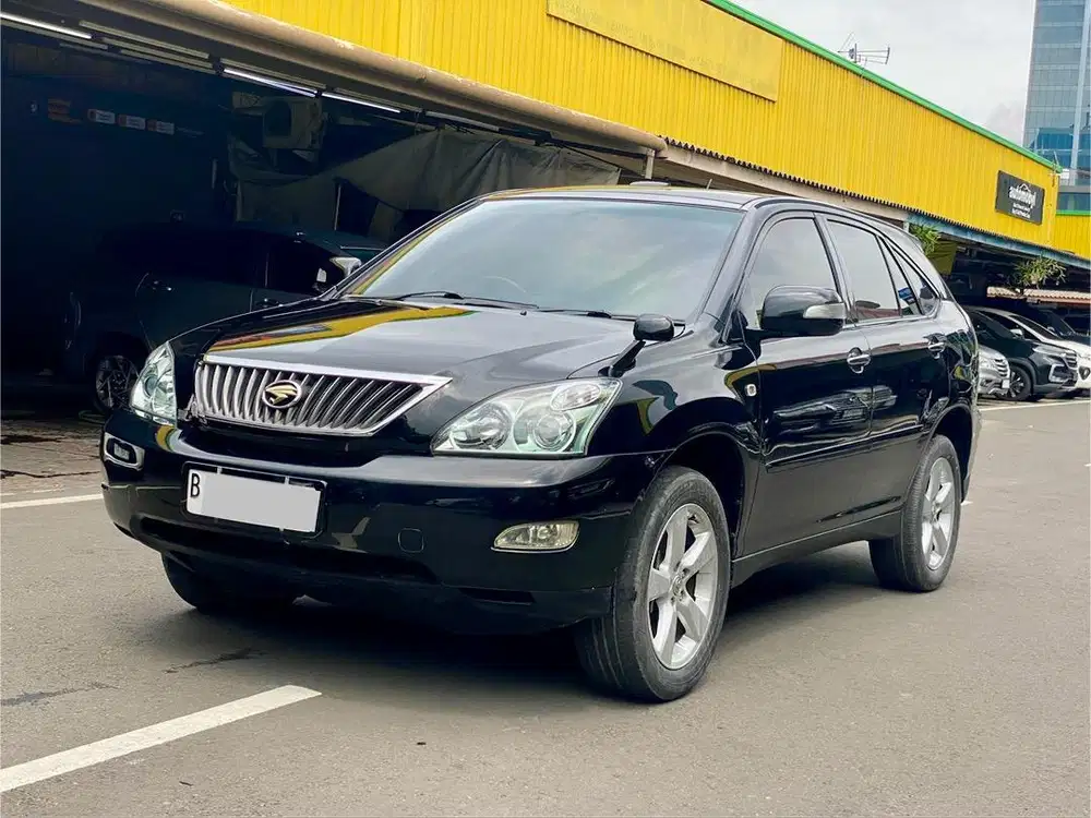 TOYOTA HARRIER 240G AT HITAM 2010
