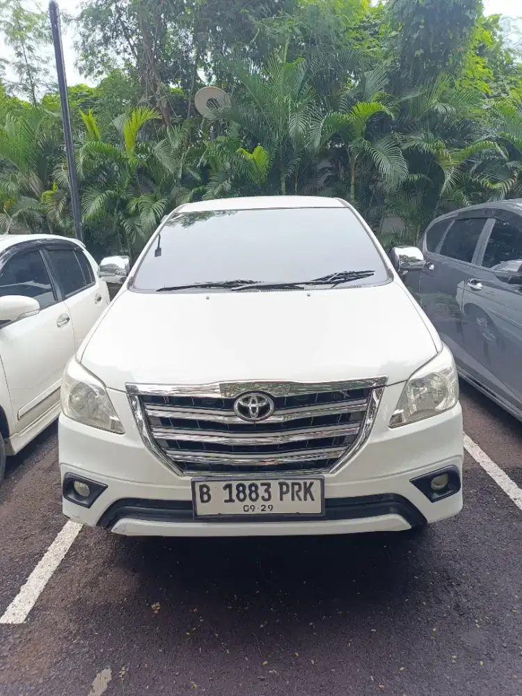 Toyota Innova G AT Bensin Tahun 2014