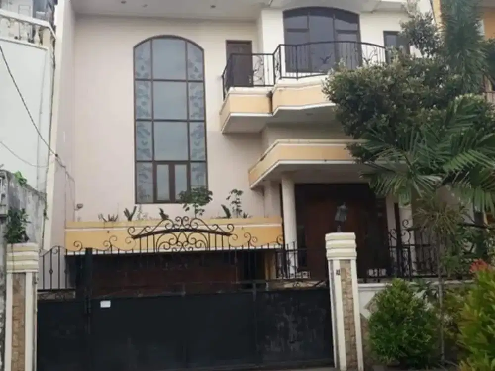 FOR SALE RUMAH SIAP HUNI STRATEGIS DI SAKURA REGENCY SURABAYA KOTA MA 433