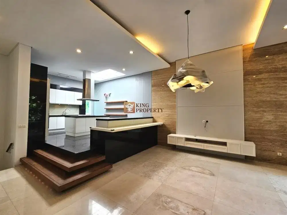 Ekslusif! Hunian ex mentri PONDOK INDAH Modern Glass House - Kawasan Elit & Nyaman! Jl. Sekolah Kencana, Pondok Indah
