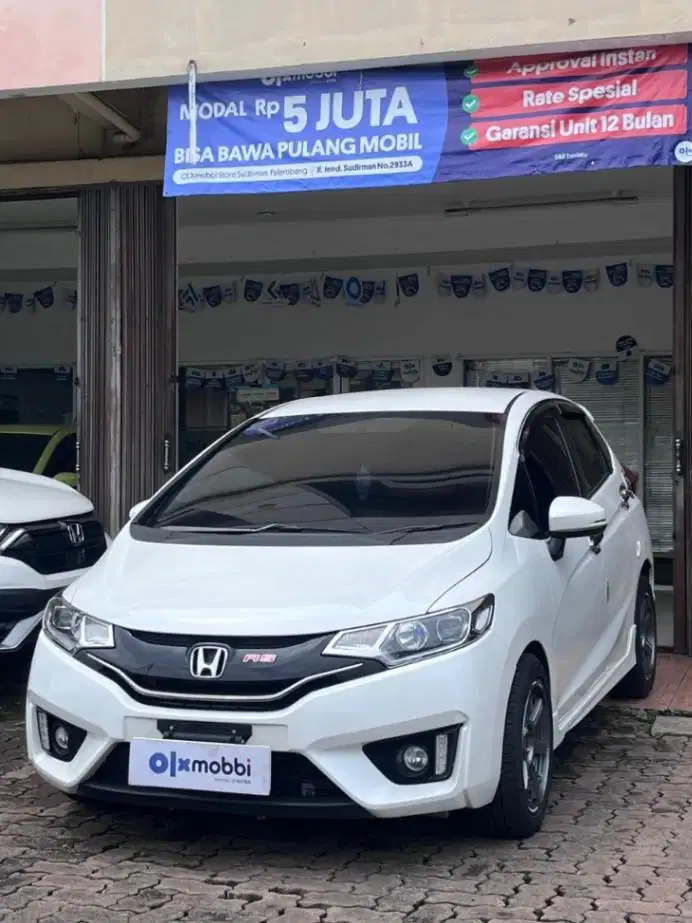 HONDA JAZZ 1.5 RS MT 2015