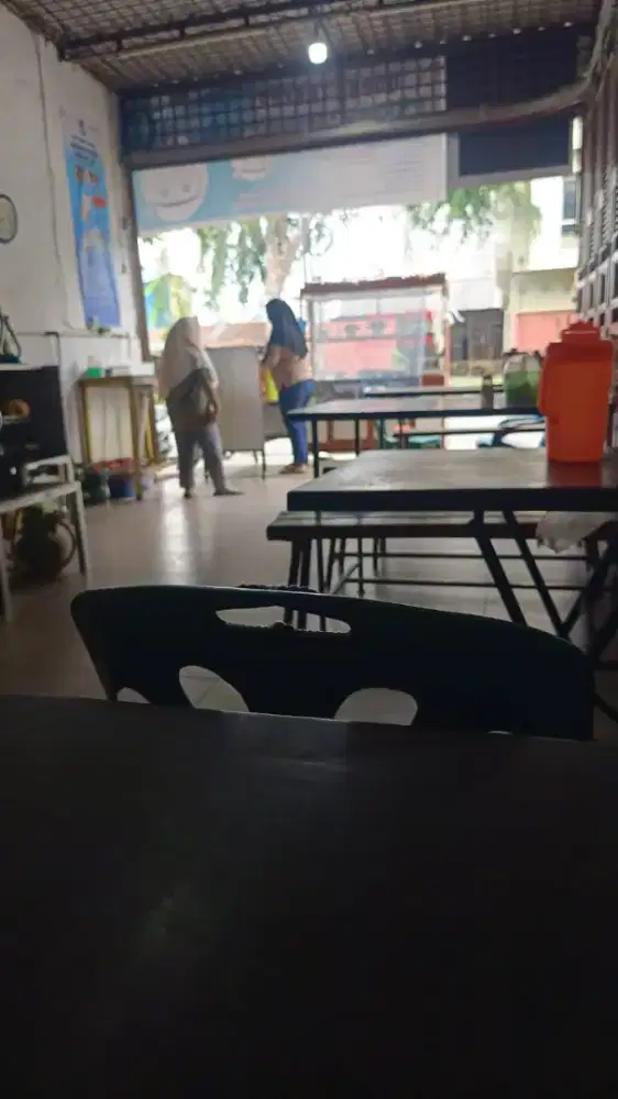 Lowongan kerja Untuk Penempatan Jaga Stand makanan... Bagi yang serius