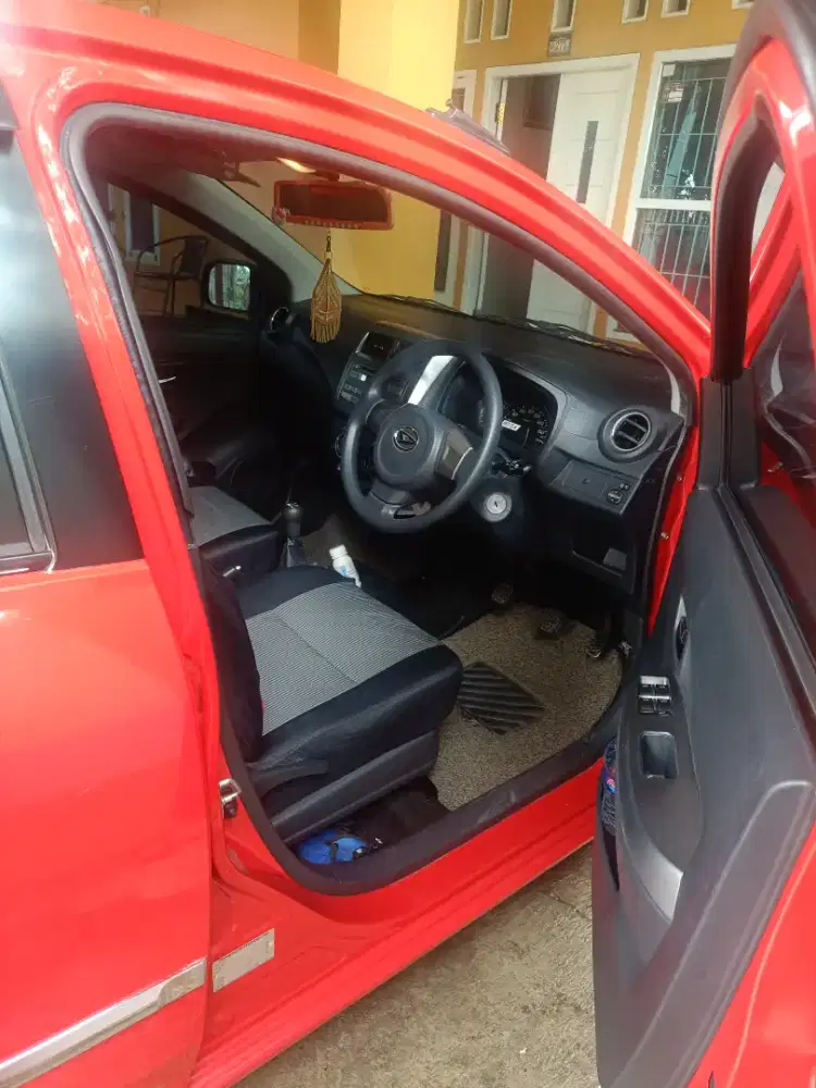 Jual ayla type X 2019 pajak on tangan pertama km 45 ribuan