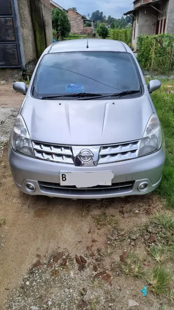 Grand Livina 1.8 XV Ultimate AT 2008