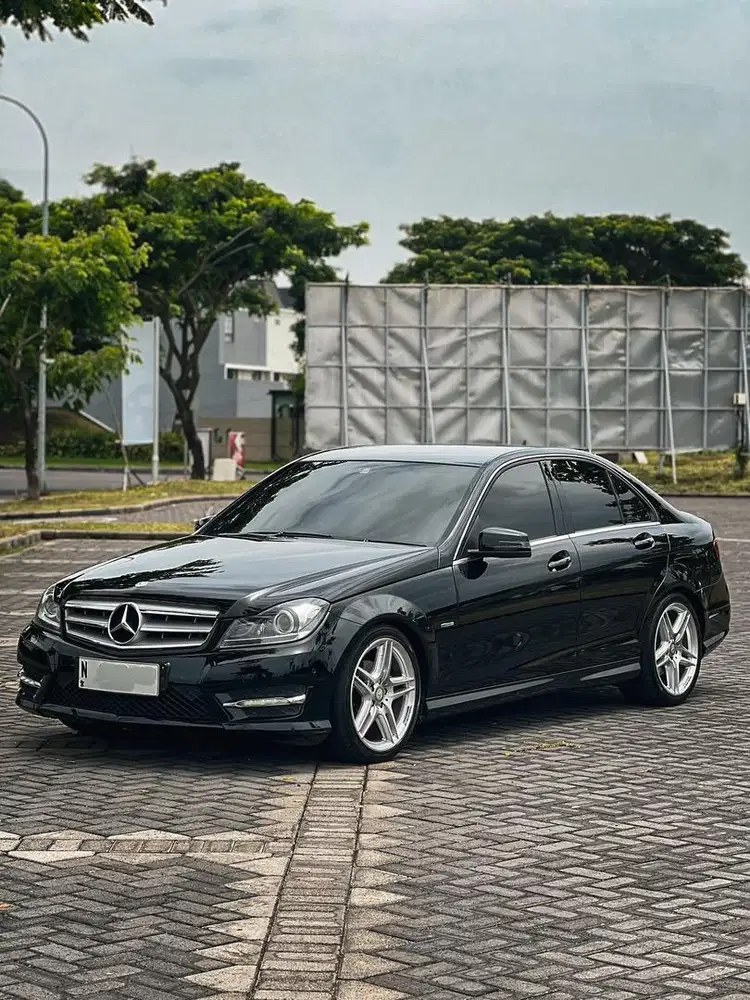 W204 C250 AMG | Mercedes Benz | 2011 |