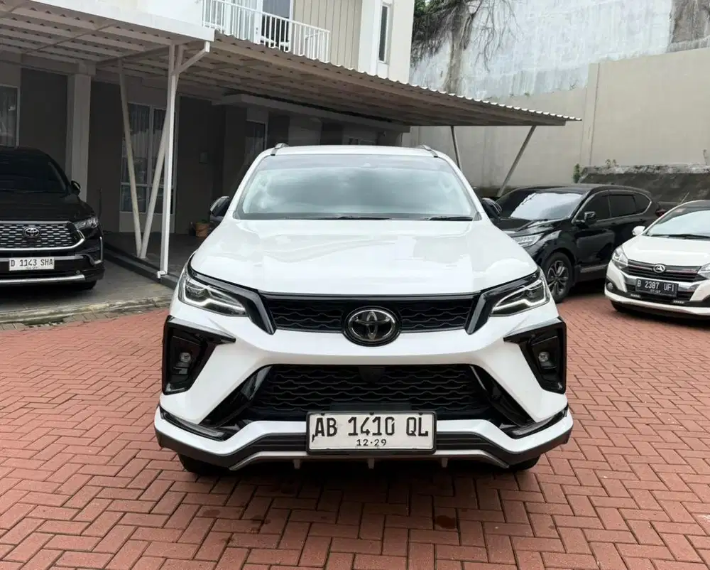 Fortuner GR TSS Legender Aero Package 2024 FULL ORI LOW KM !