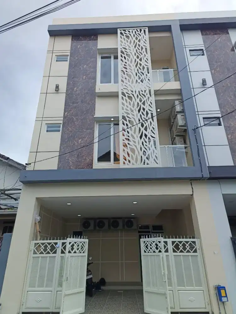 DI JUAL RUMAH KOST EXSCLUSIVE LOKASI SUHAT