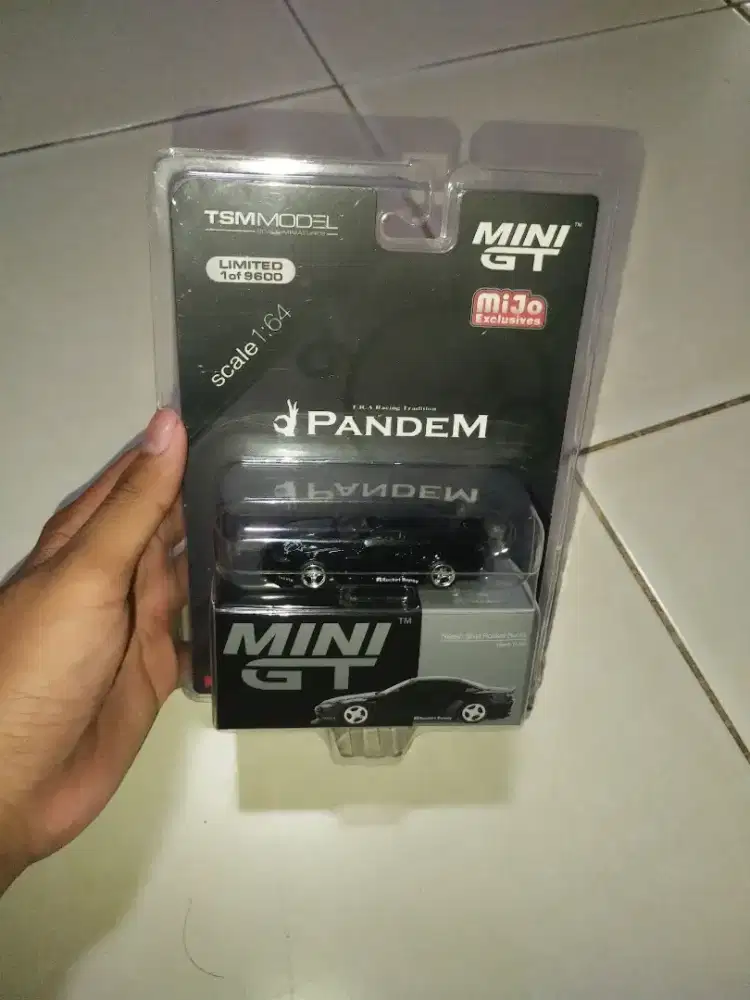 Mini gt silvia s15 rocket bunny black