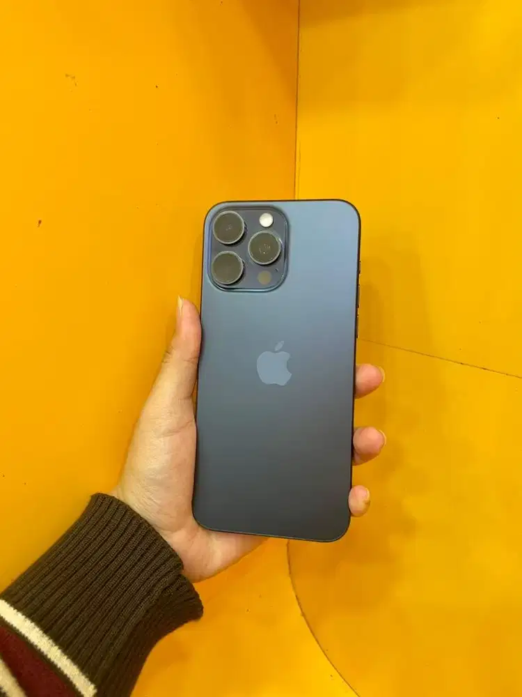 iphone 15promax 256 ex iBox