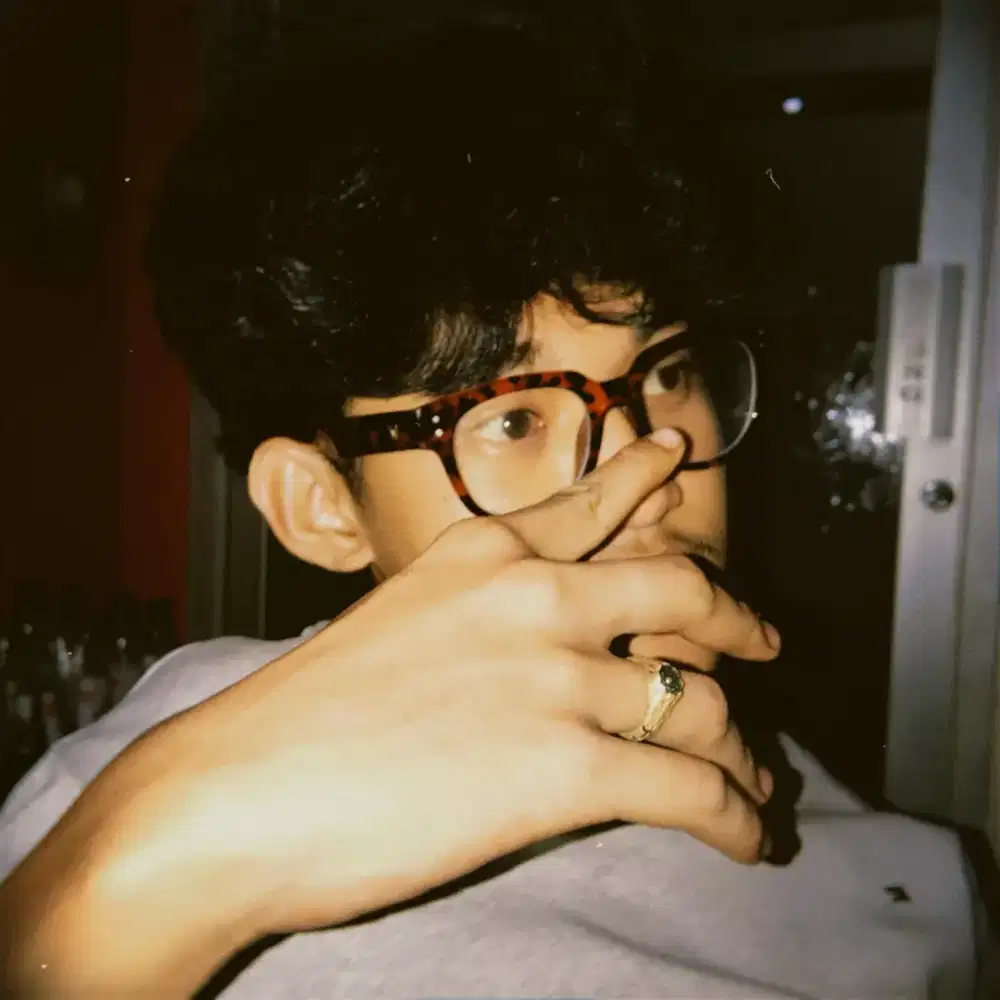 Saya mencari pekerjaan yang sesuai dengan domisili dan minat saya