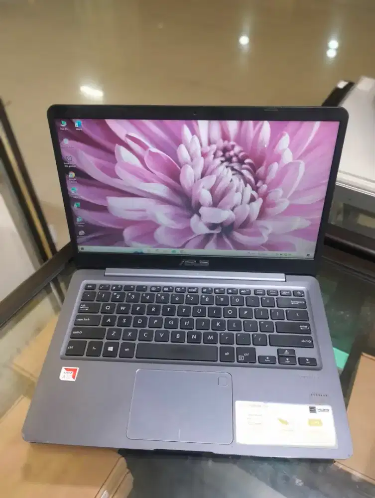 Asus vivobook X411QA AMD A12-9720p Ram 12/256 gb