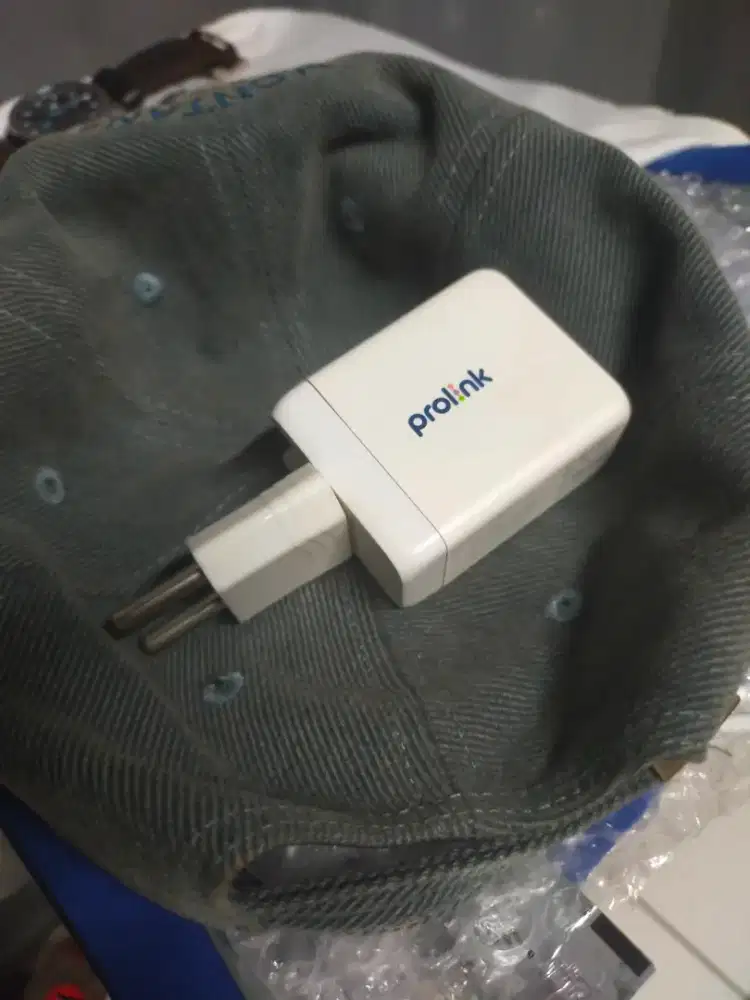 Charger Prolink 65 Watt ori