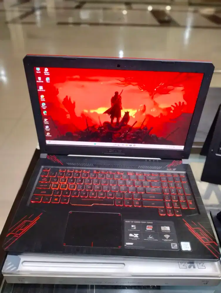 Asus Tuf Gaming FX504GD core i5-8300H Ram 16/512 gb GTX  1050