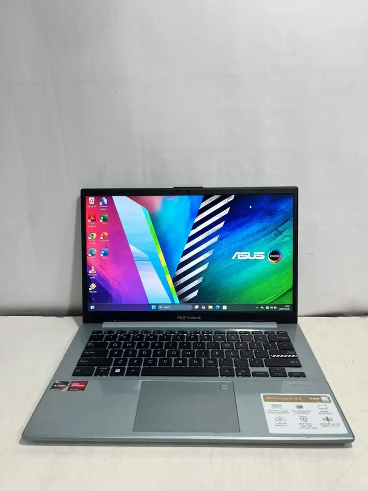 Asus VivoBook Go 14 E1404FA