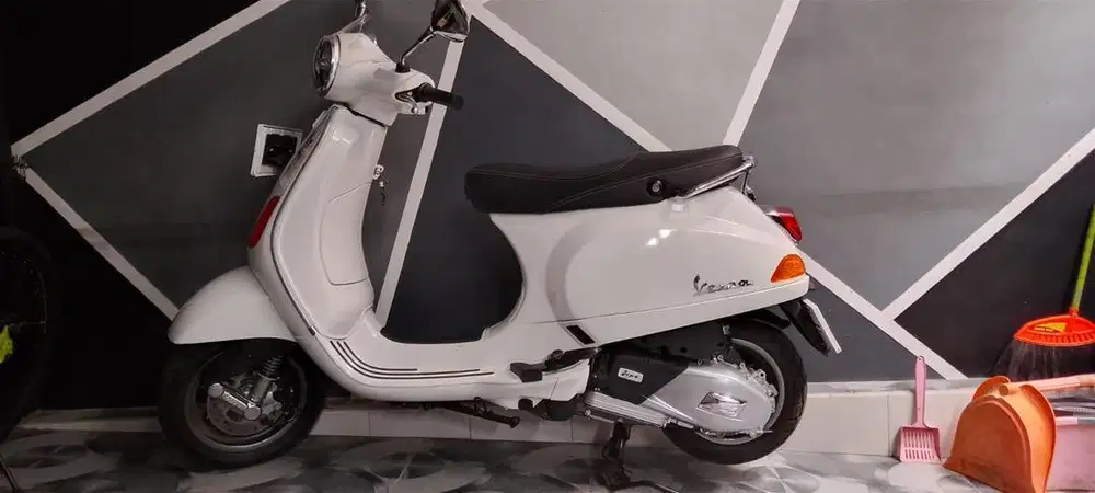 Vespa Matic LX 125