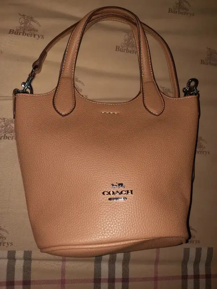 Jual Coach bucket