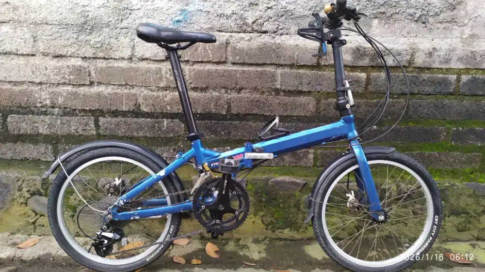 Sepeda lipat alloy uk20