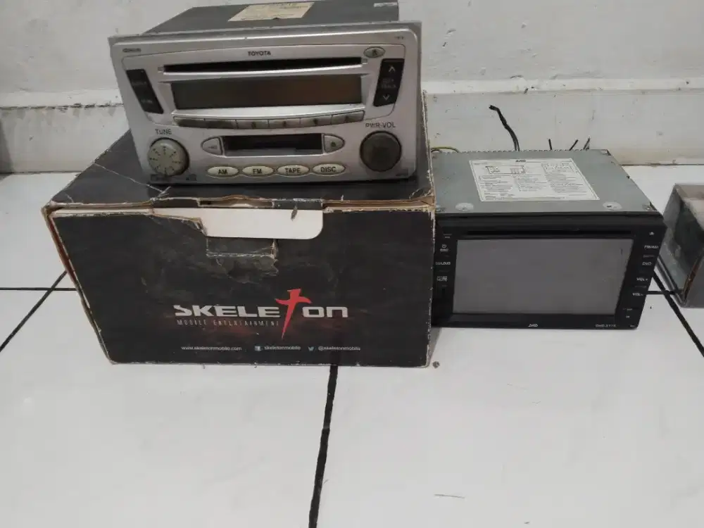 Tipe mobil 2 unit di juala ori vios dan DHD