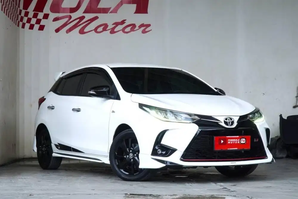 TOYOTA YARIS GR Cvt  2022 PUTIH