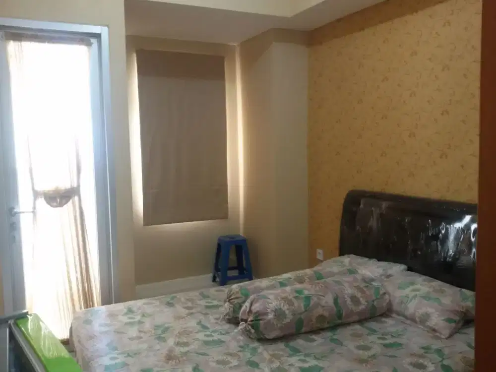 ready unit apartemen green lake sunter,tower southern,tipe studio furnished,view kolam renang,lantai rendah,luas 20,hadap utara