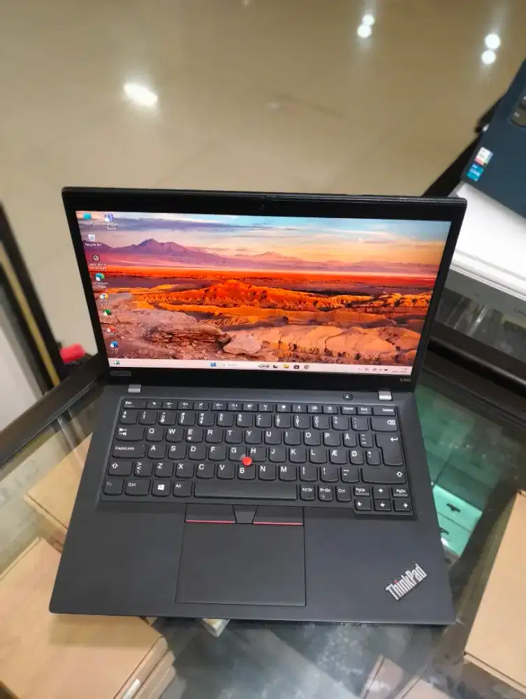 lenovo thinkpad x395 AMD Ryzen 5-3000 Ram 8/256