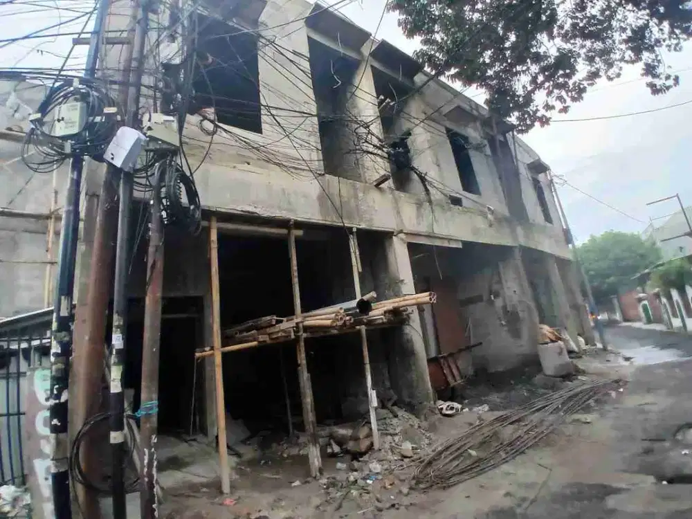 DIJUAL RUMAH BARU BAGUS 2LANTAI KEMBAR 3 PINGGIR JALAN AKSES MBL CONDET SHM PBG