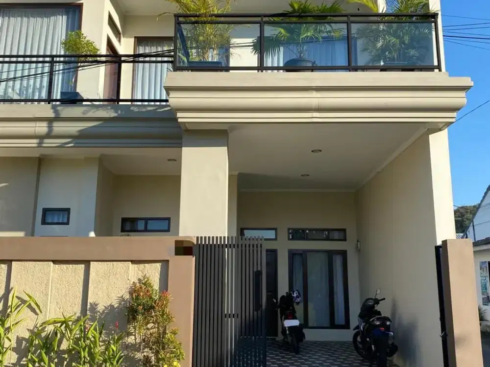 Rumah Cantik Furnished Include 3 Unit AC di Randegan Banjar Patroman Ciamis