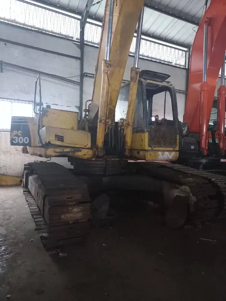 Exca 30T Komatsu PC300 SN C.50813