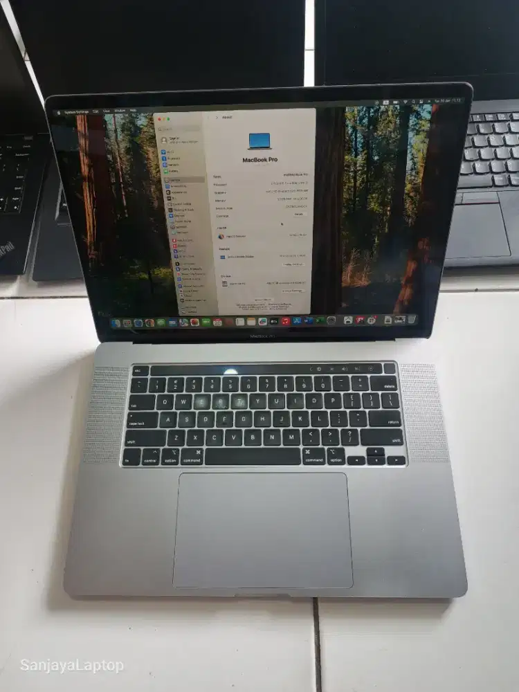Laptop macbook pro 16 2019 ram 32Gb SSD 512 layar sudah 3K Joss mantul