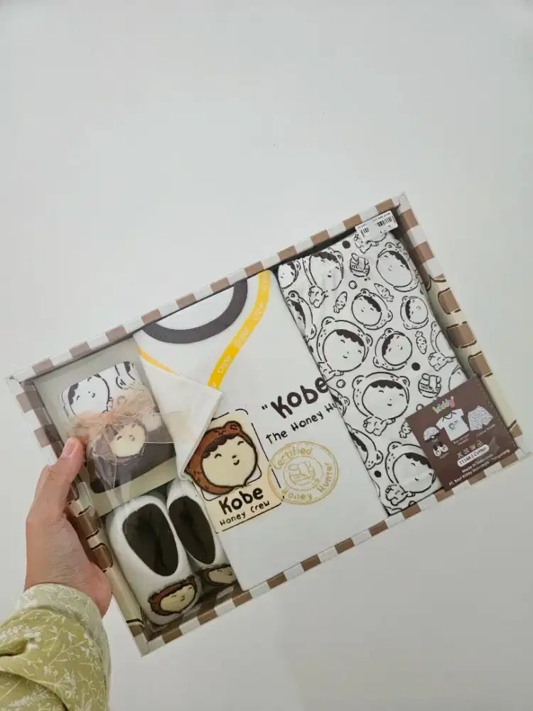 Hampers Baju Bayi (1 Set)