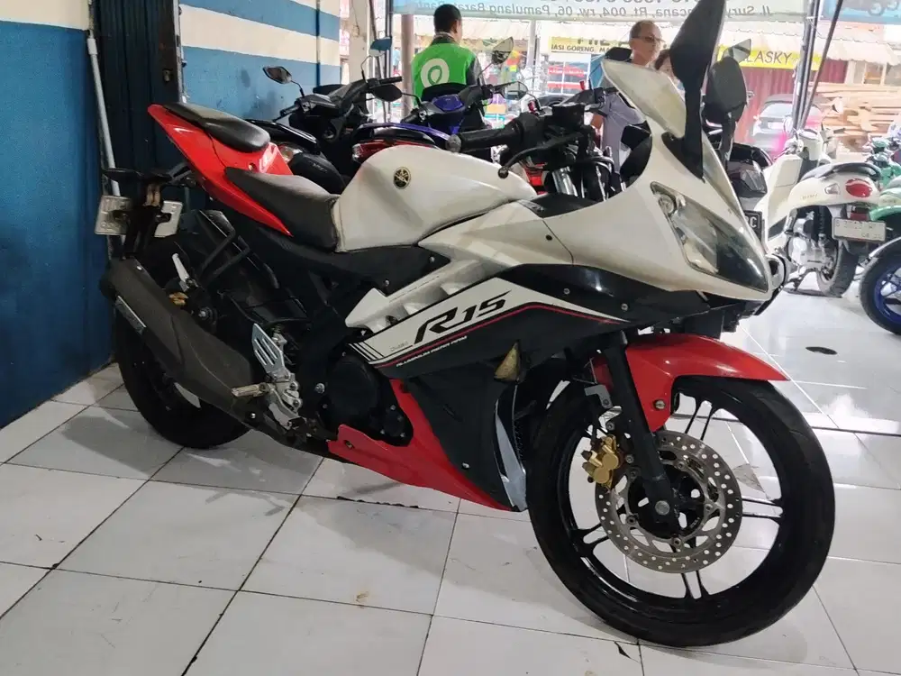 Yamaha R15 150cc 2016 kondisi siap pakai