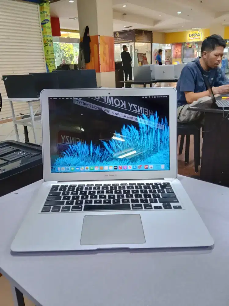 Macbook air 2017 Mac big sur Intel core i5 ram 8gb SSD 256gb mulus