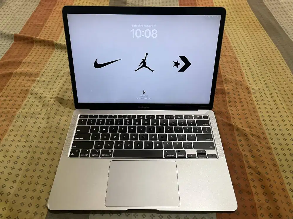 Laptop Macbook Air M1 2020 8/128