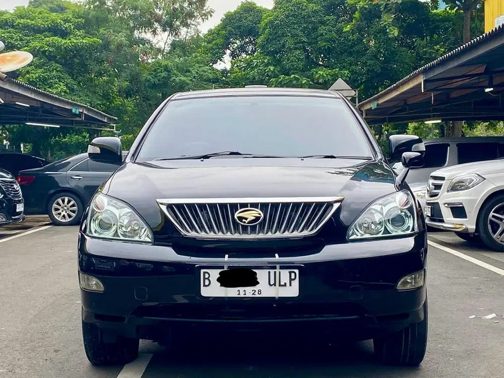 Toyota Harier 2.4 AT HITAM 2010