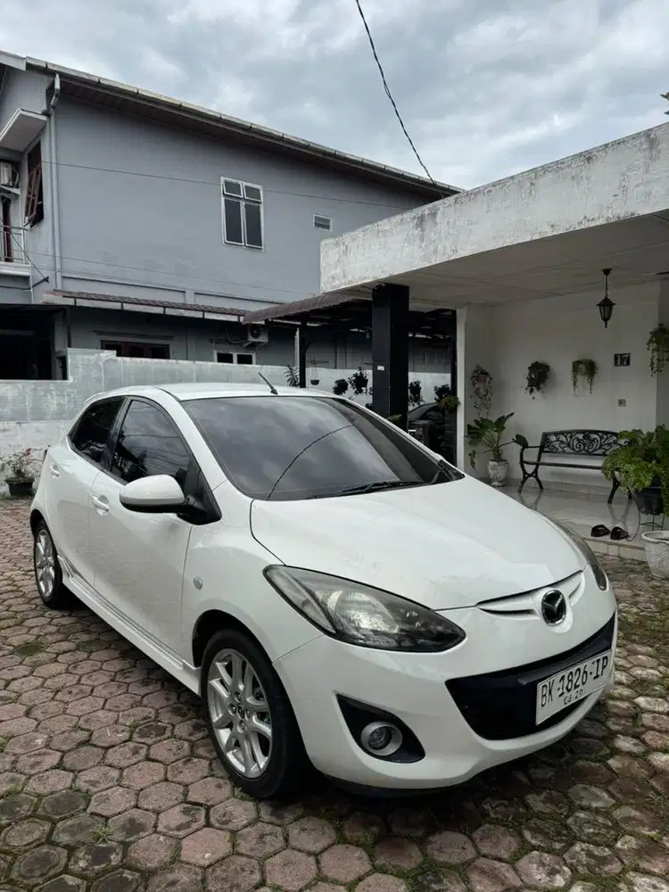 Mazda 2 sports A/T 2013