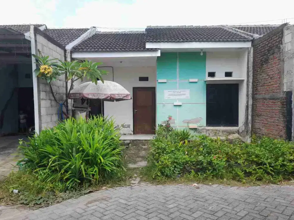 DIJUAL RUMAH 

PERUM GRIYA MUTIARA MUNGGUT BLOK G - 3
KEL. : MUNGGUT
KEC  : WUNGU
KAB  : MADIUN