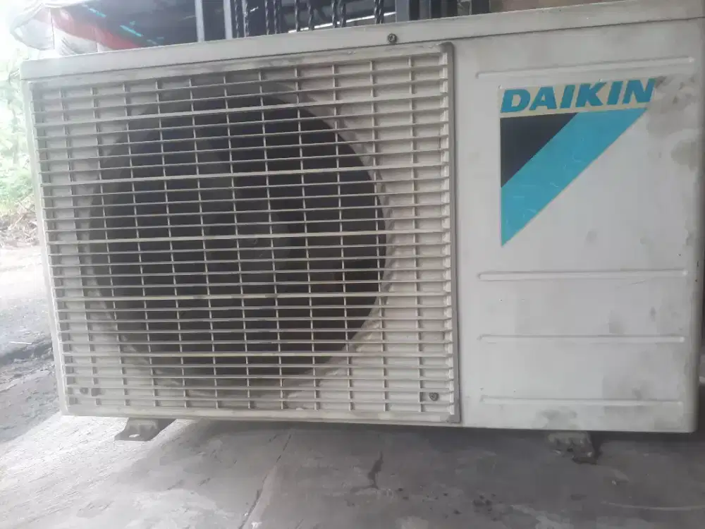 Tukar Tambah Outdoor AC Daikin 1/2 PK