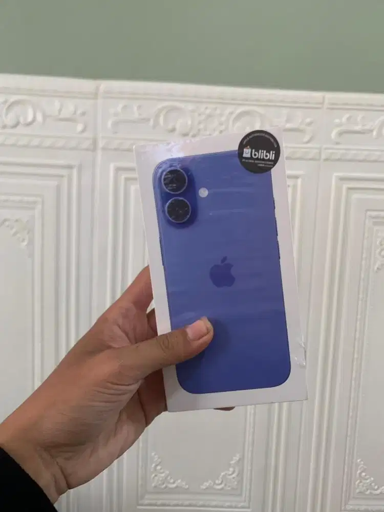 IPHONE 16 BASIC NEW SEGEL IBOX ! 128GB ! WARNA BIRU ! NEGO TIPIS AJA !