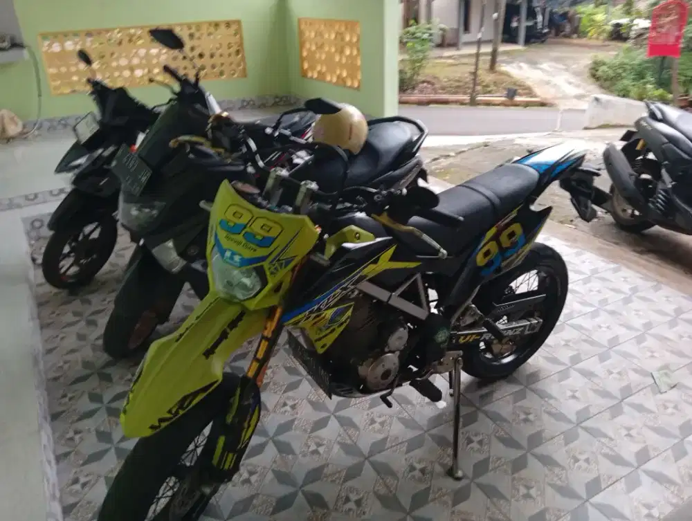 KLX BF 150 motor kesayangan jarang pakai siap pakai surat lengkap