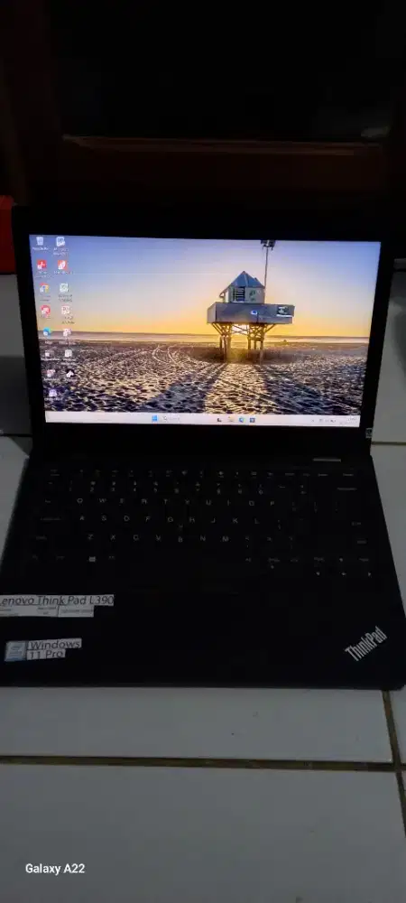 Thinkpad L390 core I5 Gen 8 - 12/256/13,3/FHD Nego sampai jadi.