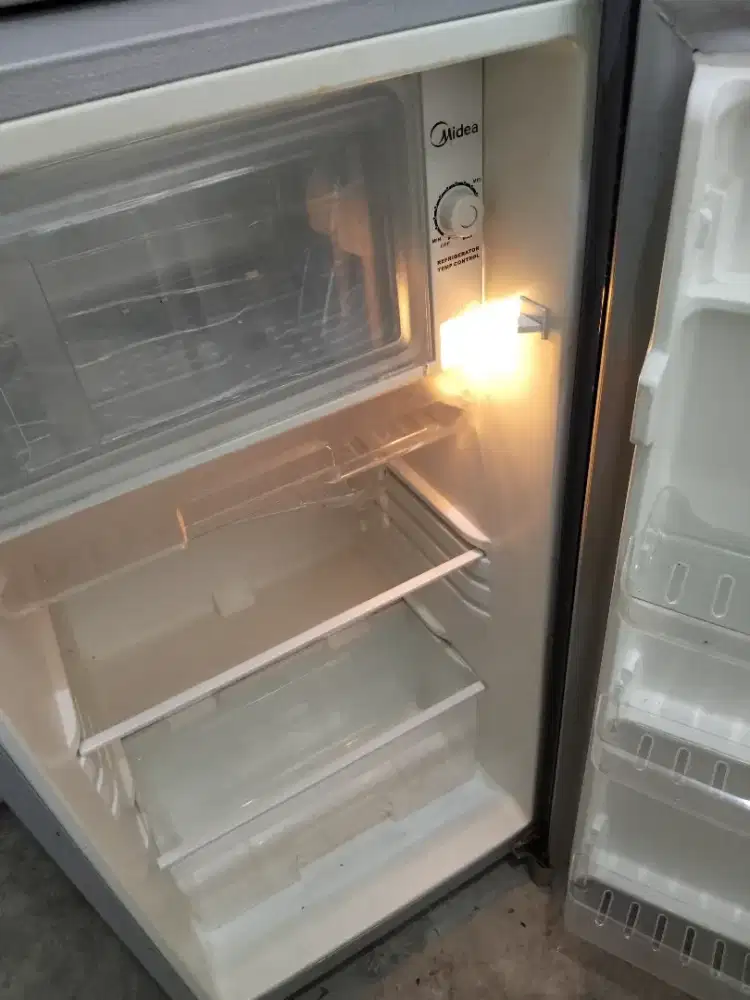 Kulkas Midea 1 pintu