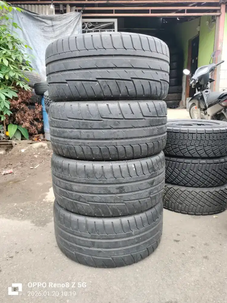 Jual ban mrek champiro sx2 ukuran 265 35 R18 kond 85% 4pcs. Mulus