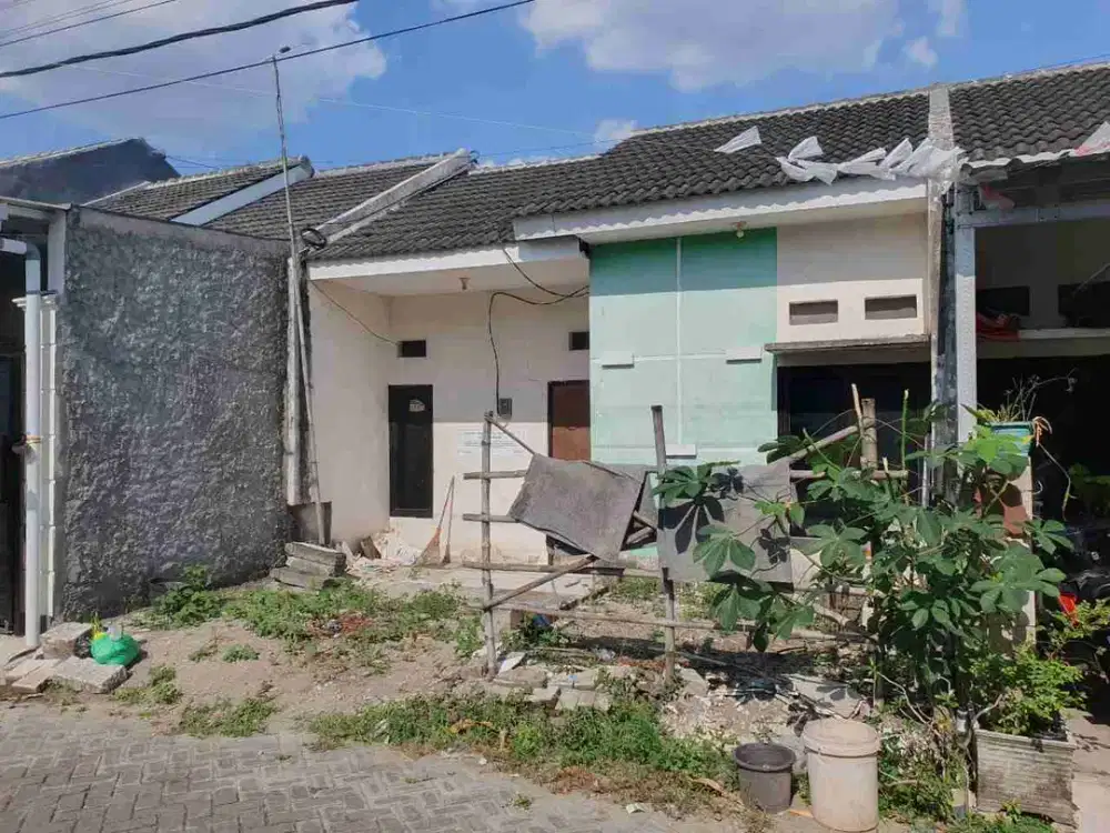 DIJUAL RUMAH 

PERUM GRIYA MUTIARA MUNGGUT BLOK E-5
KEL. : MUNGGUT
KEC  : WUNGU
KAB  : MADIUN