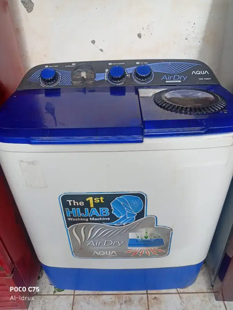 Mesin cuci Aqua 8KG
