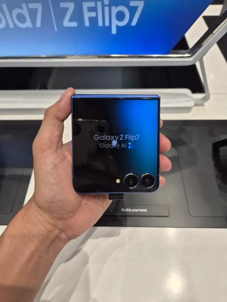 Penawaran spesial Samsung Galaxy Z Flip7+Galaxy Buds3 FE