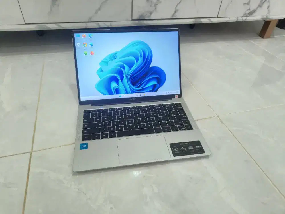 Acer Lite 14 Intel N100 ram 8gb ddr5 ssd nvme 512gb