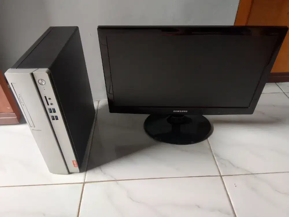 Pc build up Lenovo plus monitor Samsung normal like new