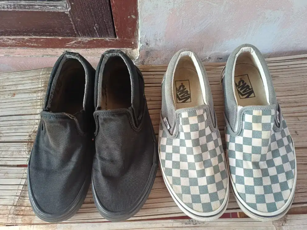 Sepatu Vans Ori - Hitam 41 & Chess Biru Putih 40