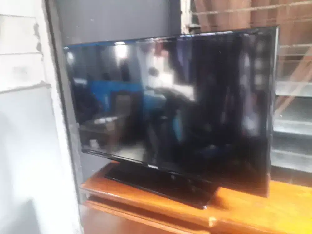 Led samsung 32inc berikut stb antena