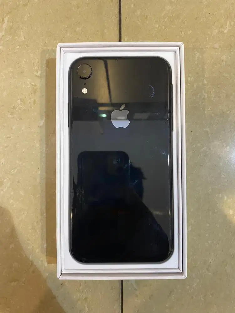 Iphone xr 64gb ibox terima cash dan kredit
